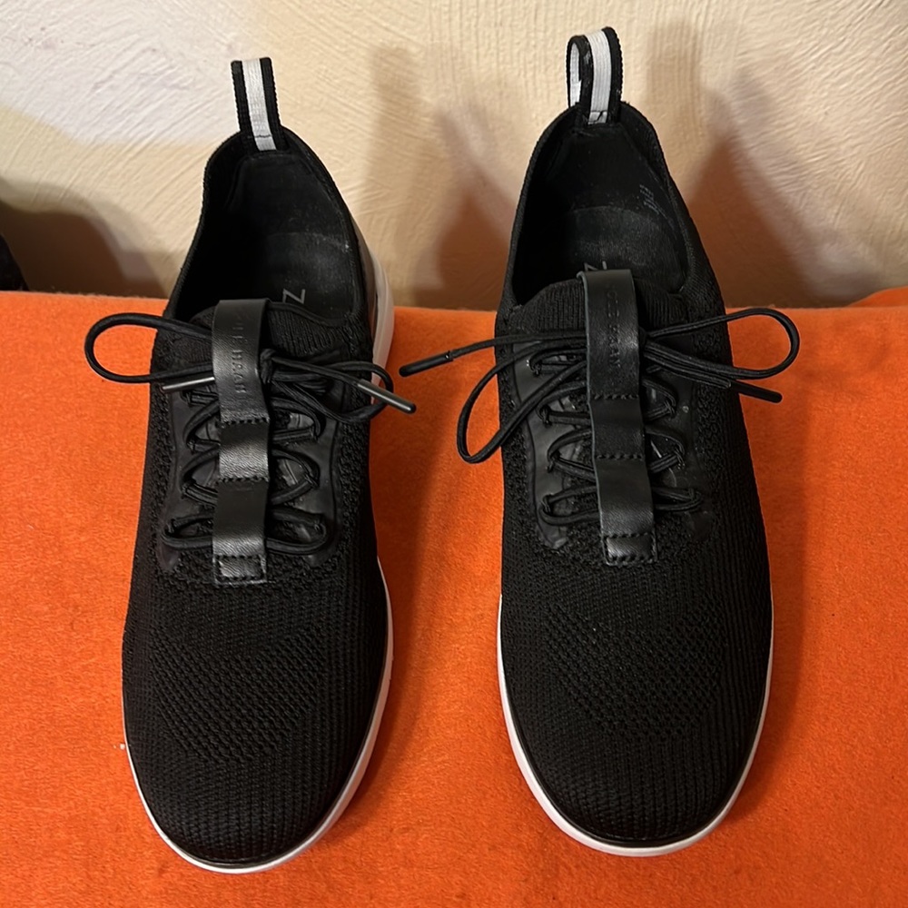 Cole Haan zero gravity black & white sneakers size 9